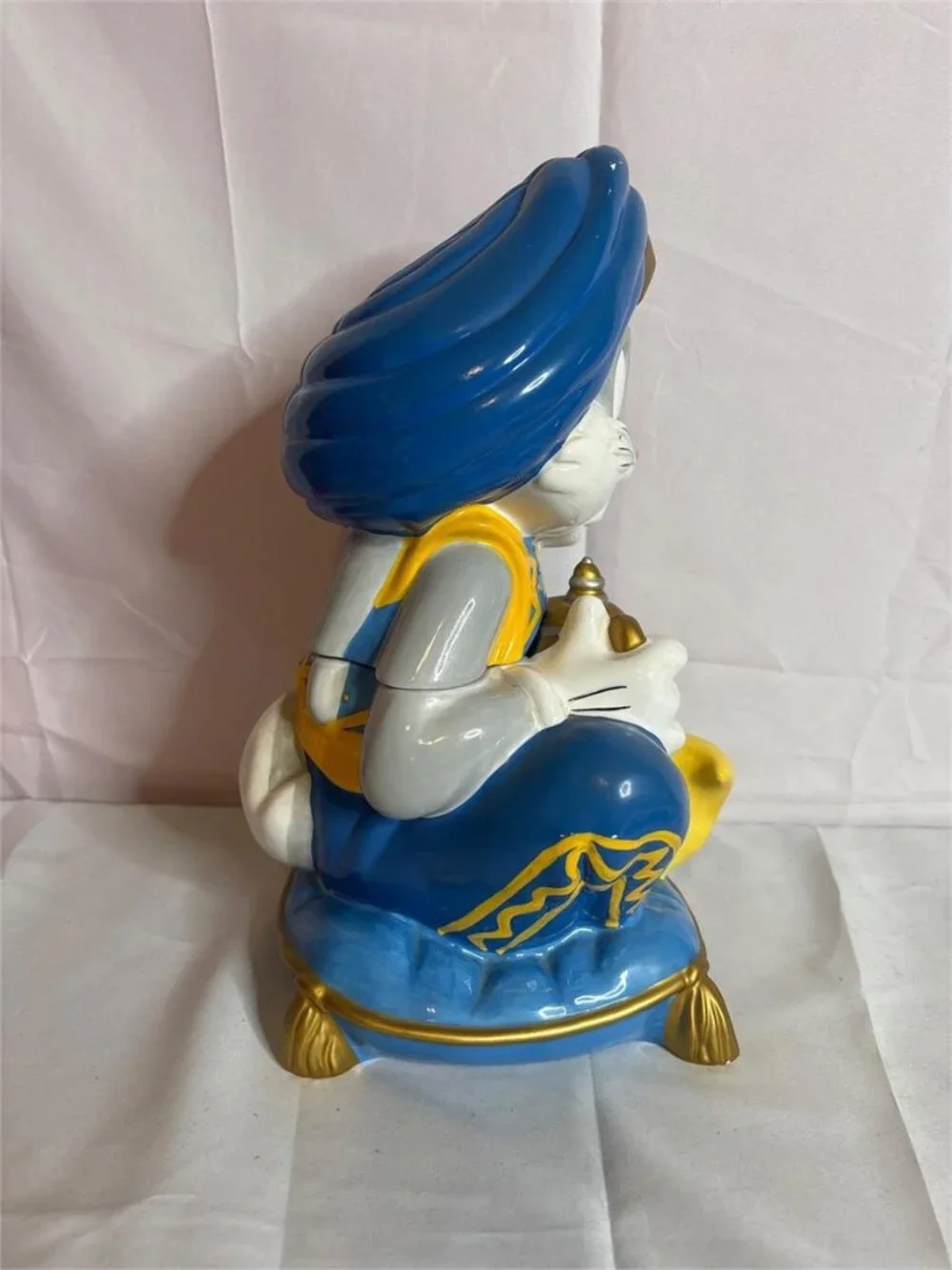 Vintage Warner Bros Bugs Bunny Genie Magic Lamp Cookie Jar Looney Tunes Ceramic